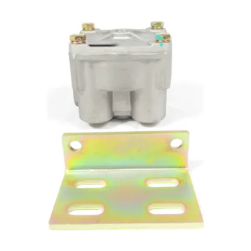 R-12 RELAY VALVE  F102626